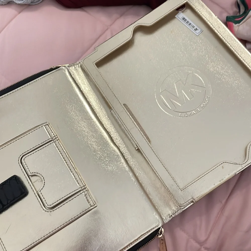 Michael Kors iPad case gold and black